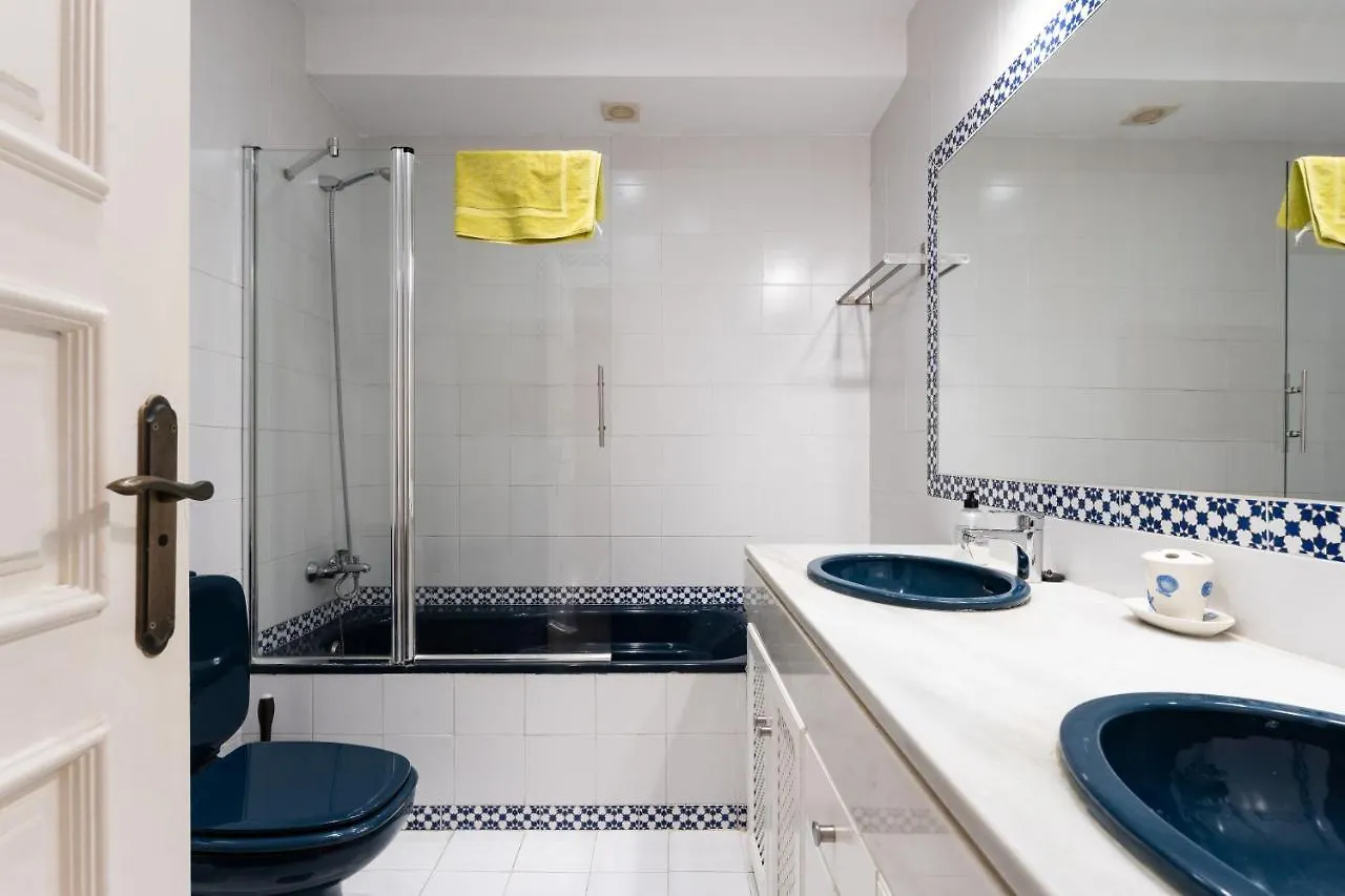 Townhouse Beachside فوينخيرولا 0*,  إسبانيا